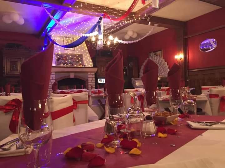 Hotellerie Normande Dozulé المظهر الخارجي الصورة