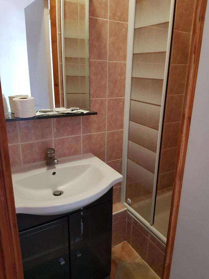 Hotellerie Normande Dozulé المظهر الخارجي الصورة