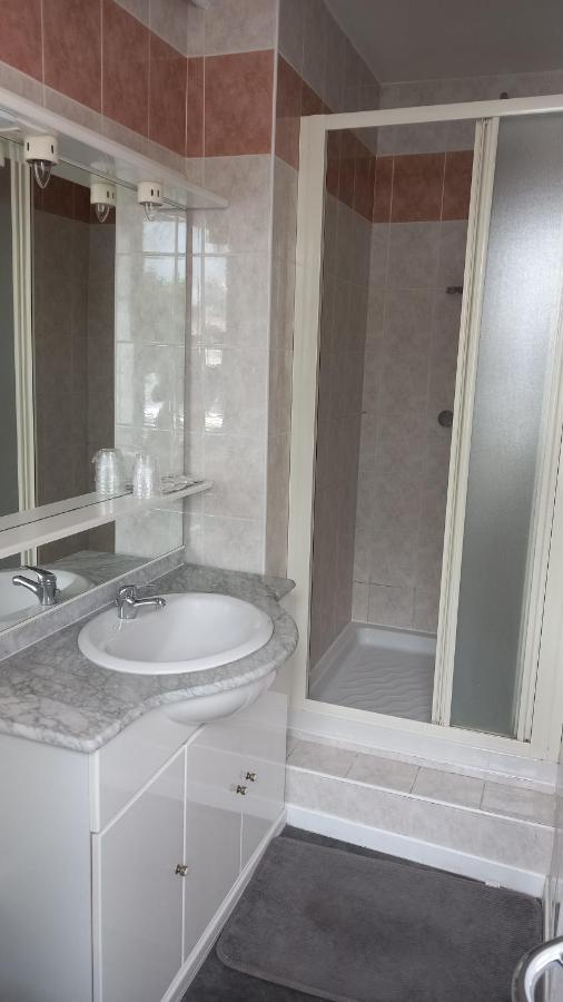 Hotellerie Normande Dozulé المظهر الخارجي الصورة